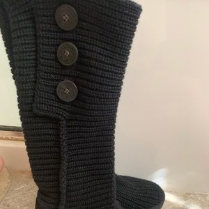 Black wool ugg boots